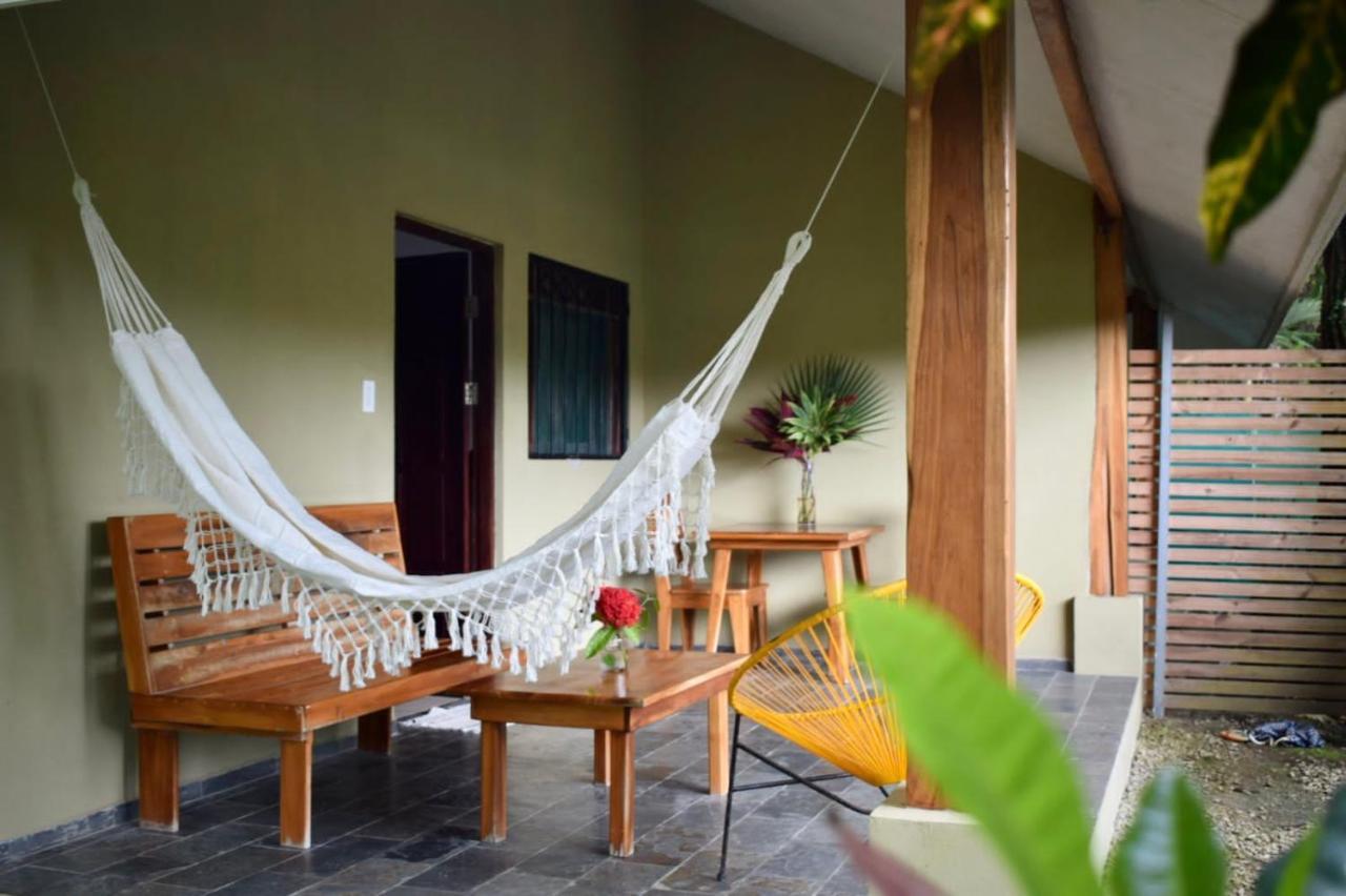 Hostel 7, Casa De Gingi Playa Santa Teresa  Exteriör bild